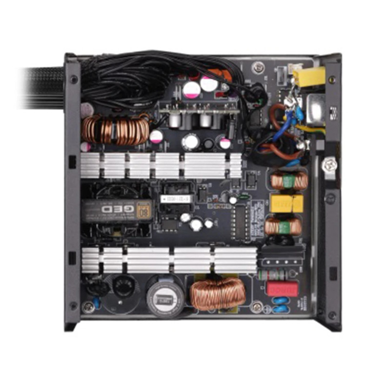 منبع تغذیه کامپیوتر 600 وات گرین مدل GP600A-GED